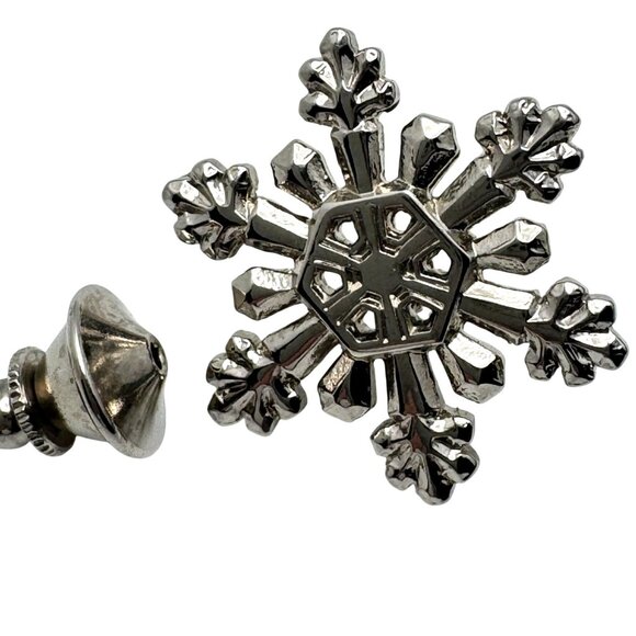 Silver-Tone Metal Snowflake Tie Tack Lapel Pin Clutch Back Closure For Men Women - Picture 1 of 6